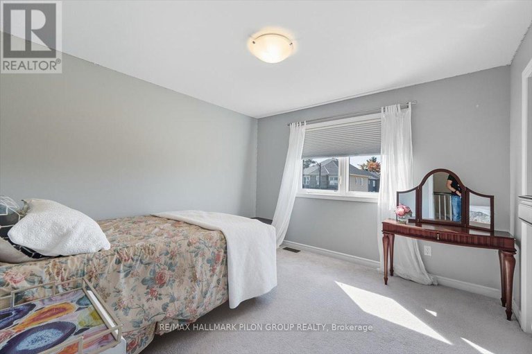 28956956/200-enclave-walk/mer-bleuebradley-estatesanderson-park/ottawa/ontario/K1W0J4_24
