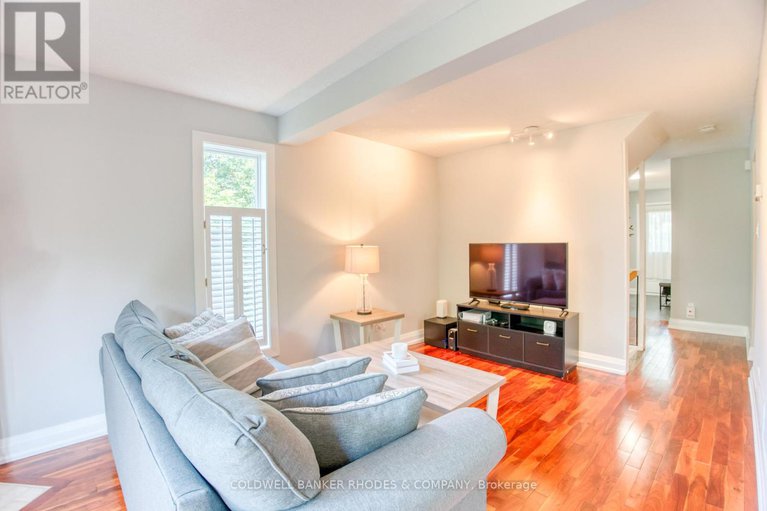 28806501/2-saxton-private/redwood-park/ottawa/ontario/K2H9P2_6