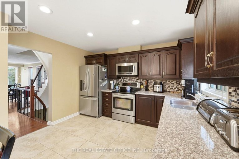 29676619/106-corsica-private/riverview-park/ottawa/ontario/K1G5Y1_9