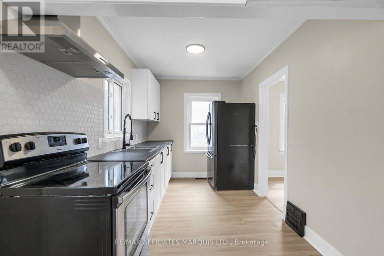 28904337/133-main-street/alexandria/north-glengarry/ontario/K0C1A0_14