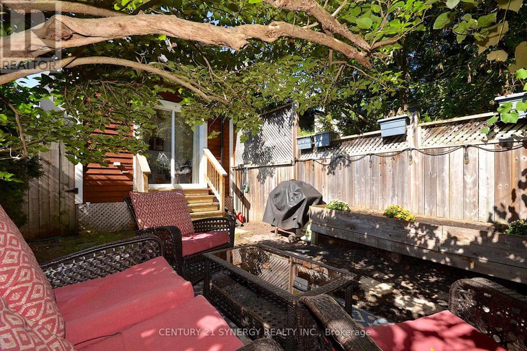 28811238/47-roslyn-avenue/old-ottawa-south/ottawa/ontario/K1S4W2_41