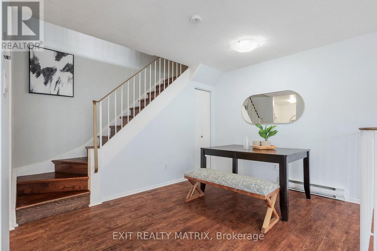 28594939/25h-banner-road/sheahan-estatestrend-village/ottawa/ontario/K2H8T3_9