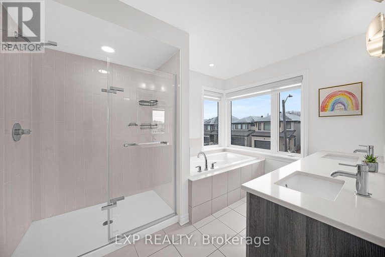 29471377/52-whooping-crane-ridge/riverside-southgloucester-glen/ottawa/ontario/K4M0P2_27