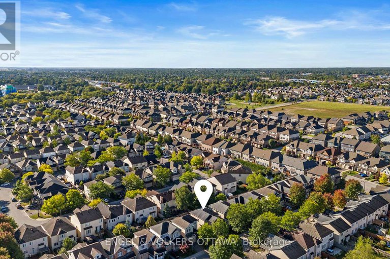 28873789/416-vendevale-avenue/stittsville-north/ottawa/ontario/K2S0M6_43