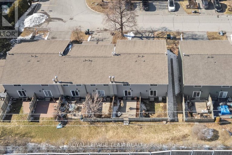 29585057/6356-mary-jane-crescent/chateauneuf/ottawa/ontario/K1C3C2_45