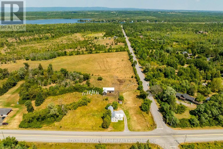 29041201/2106-dunrobin-road/kanata-north-east/ottawa/ontario/K0A1T0_50