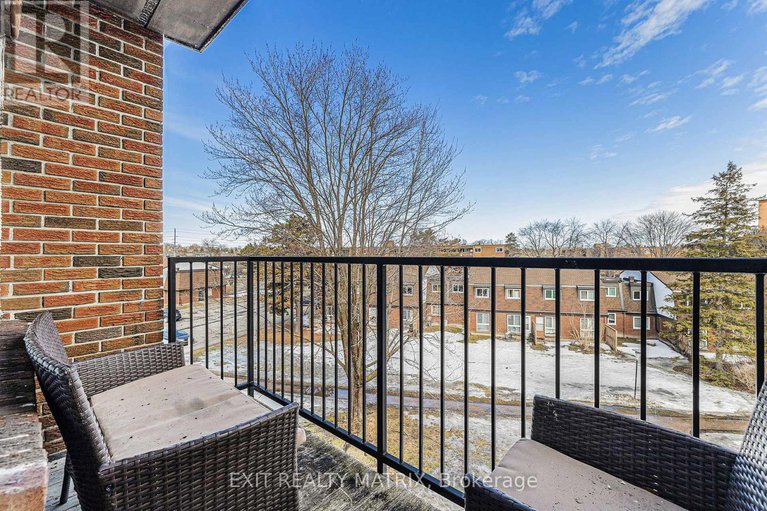 28530200/403c-2041-arrowsmith-drive/beacon-hill-south/ottawa/ontario/K1J7V7_13