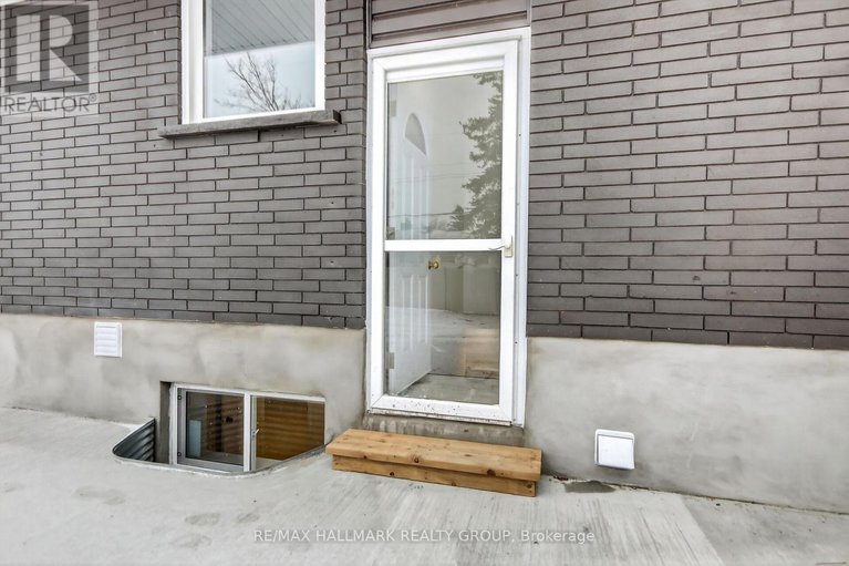 29201094/14-cheryl-road/manordale/ottawa/ontario/K2G0V7_44