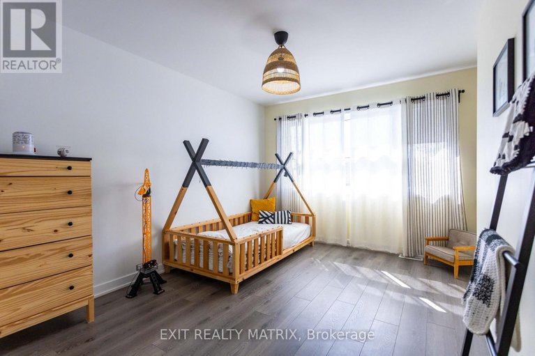 28731174/275-belfort-street-s/embrun/russell/ontario/K0A1W0_11