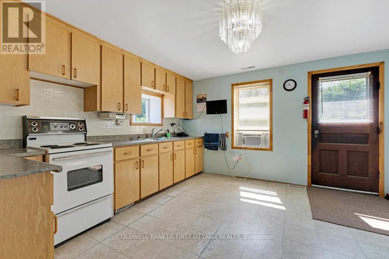 28651705/9252-highway-511-road/lanark-highlands-darling-twp/lanark-highlands/ontario/K0G1K0_10