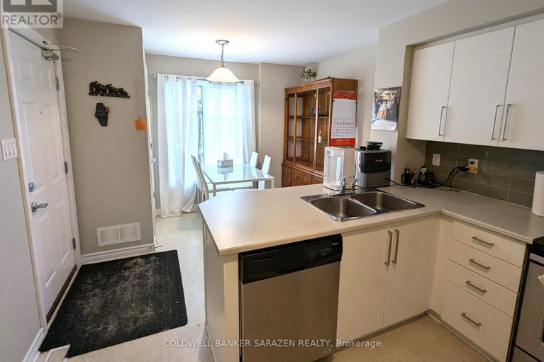 28748696/unit-b-633-chapman-mills-drive/strandherd/ottawa/ontario/K2J5T1_4