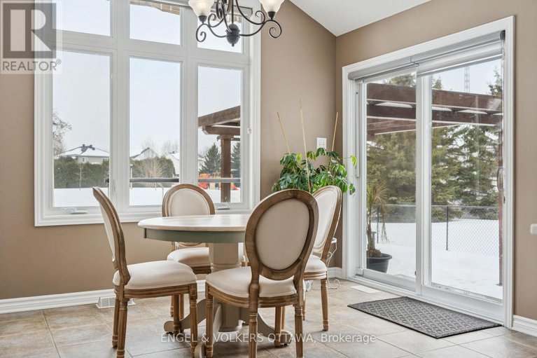 29377560/76-frontenac-boulevard/embrun/russell/ontario/K0A1W0_15