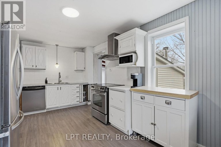 29572535/46-mill-street/vankleek-hill/champlain/ontario/K0B1R0_12