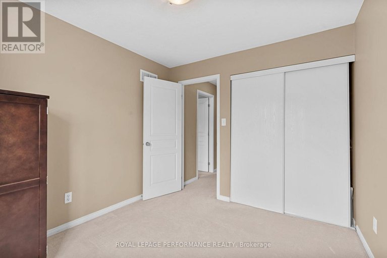 28784183/122-osnabrook-private/stonebridge/ottawa/ontario/K2J0G8_19