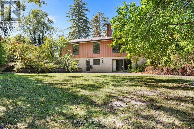 28977224/1495-prince-of-wales-drive/mooneys-bay/ottawa/ontario/K2C1N8_40