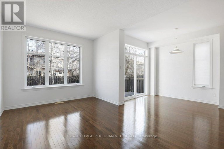 29648460/203-bradwell-way/blossom-parkkemp-parkfindlay-creek/ottawa/ontario/K1T4J4_14