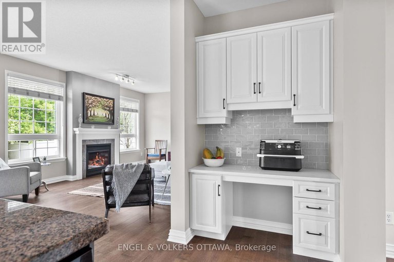 28547141/94-riverstone-drive/stonebridge/ottawa/ontario/K2J5E3_15