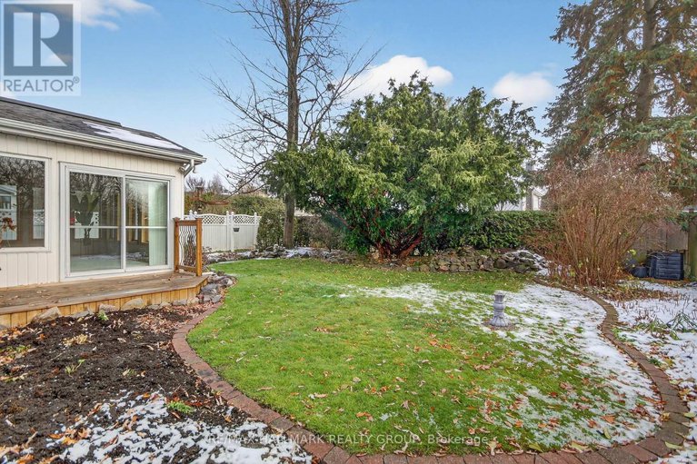 29129242/89-westpark-drive/blackburn-hamlet/ottawa/ontario/K1B3G4_47