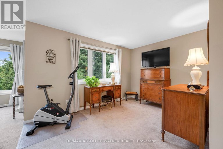 28654020/1866-robinwood-place/chapel-hill/ottawa/ontario/K1C6L7_24