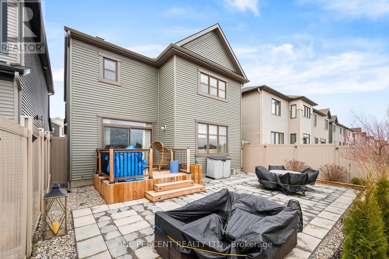 29563341/1002-showman-street/goulbourn-twp-from-franktown-rdsouth-to-rideau/ottawa/ontario/K0A2Z0_47