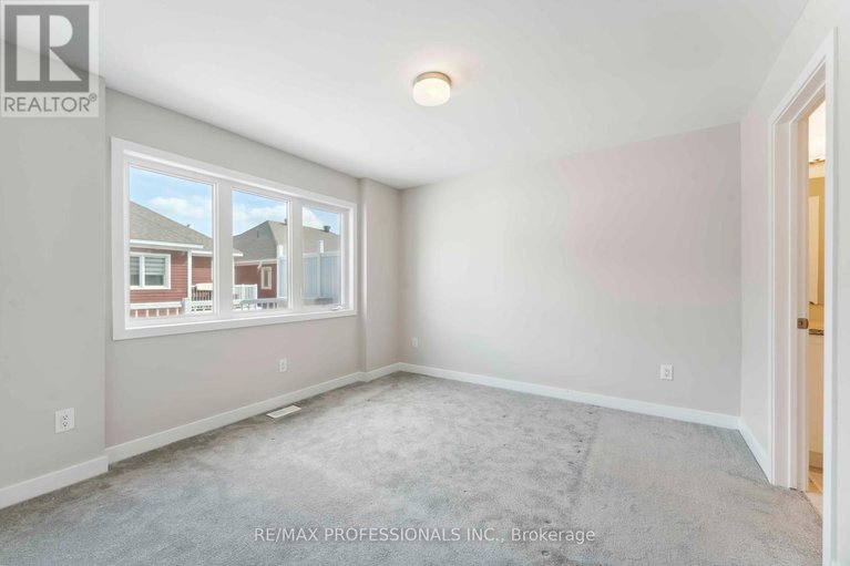 28406197/826-bascule-place/btwn-franktown-rd-fallowfield-rd/ottawa/ontario/K0A2Z0_9