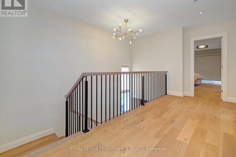 28039969/145-mulvihill-avenue/westborohampton-park/ottawa/ontario/K1Z6Y3_14