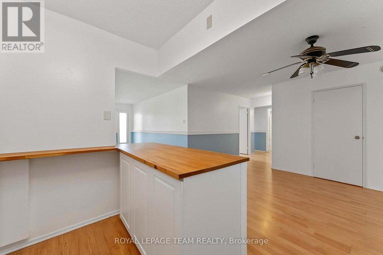 29414974/606-158c-mcarthur-avenue/vanier/ottawa/ontario/K1L8E7_11