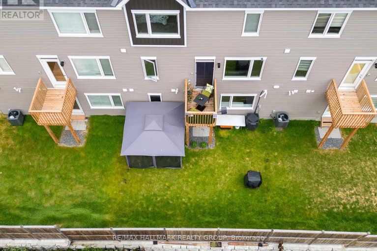 28906810/351-falsetto-street/mer-bleuebradley-estatesanderson-park/ottawa/ontario/K1W0S6_35