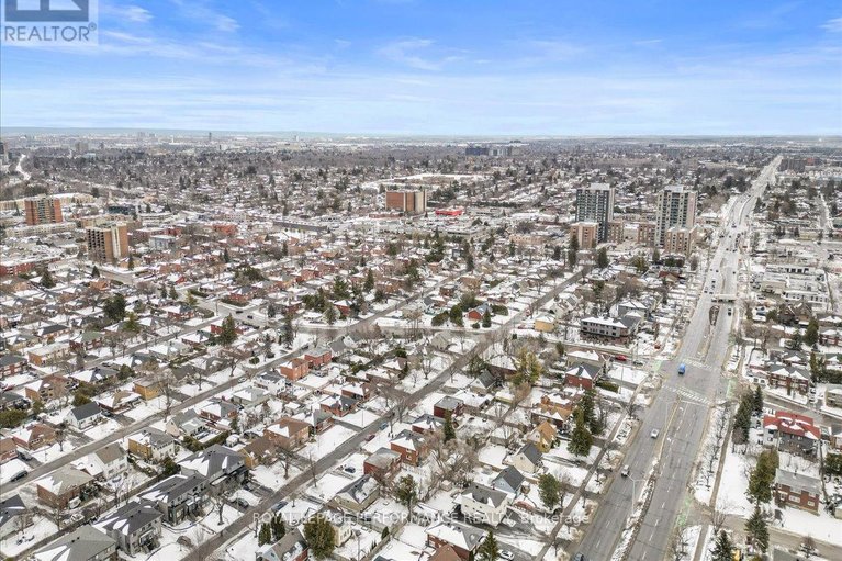 29481876/1075-secord-avenue/billings-bridge/ottawa/ontario/K1H8C7_37