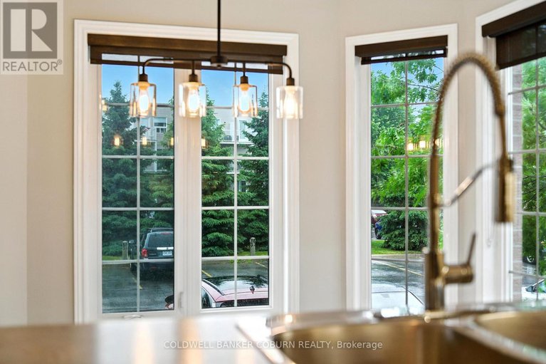 28563592/72-130-berrigan-drive/longfields/ottawa/ontario/K2J0J3_6