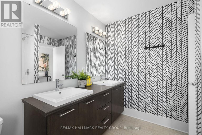 29319261/3311-barlow-crescent/dunrobin-shores/ottawa/ontario/K0A1T0_21