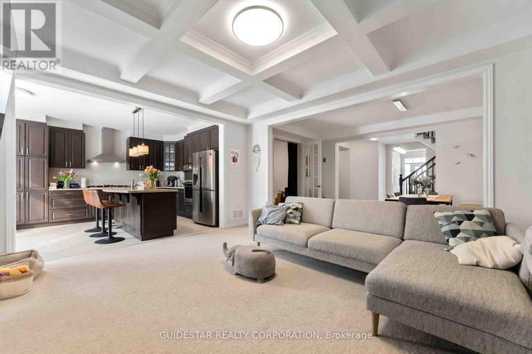 29304707/30-oxalis-crescent/emerald-meadowstrailwest/ottawa/ontario/K2V0J6_7