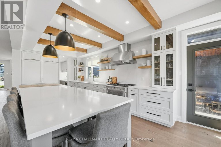 29074044/120-des-tournesols-court/mer-bleuebradley-estatesanderson-park/ottawa/ontario/K1W0J2_11