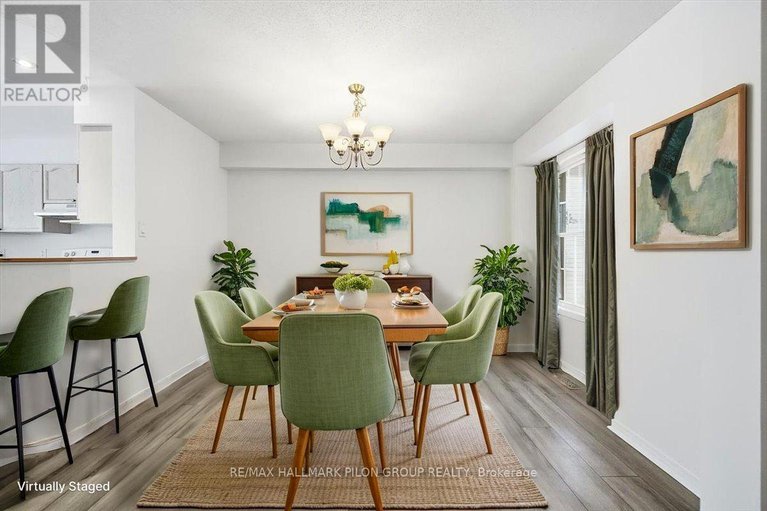 29368221/2015-breezewood-street/springridgeeast-village/ottawa/ontario/K4A4S7_2