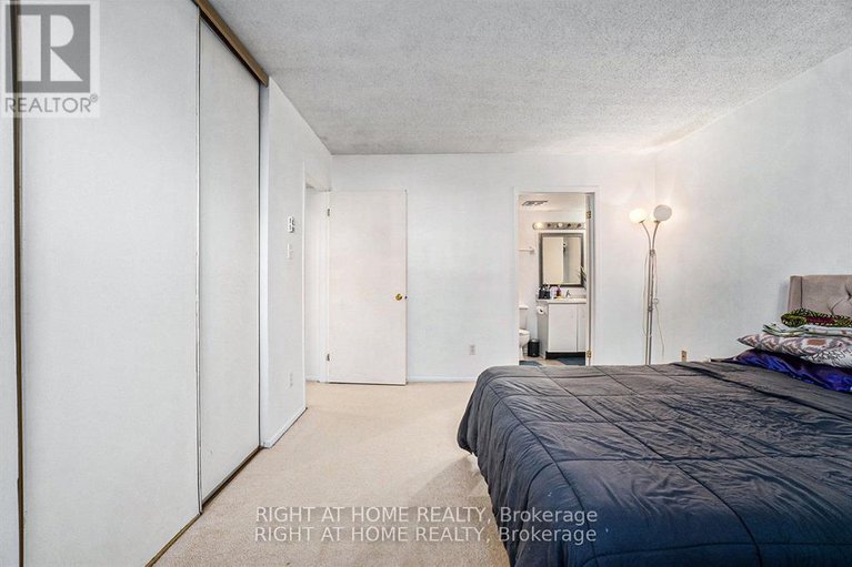 29212793/107-318-lorry-greenberg-drive/hunt-club-parkgreenboro/ottawa/ontario/K1T2R5_12