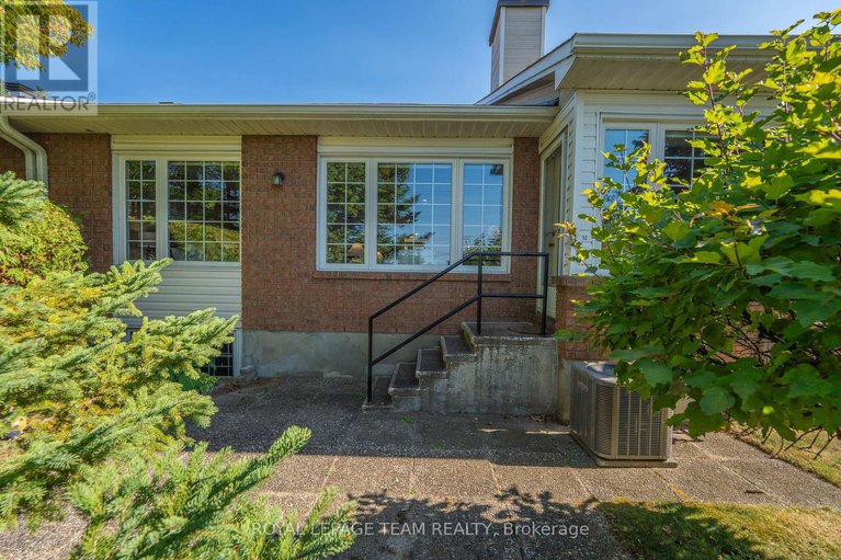 28877037/16-oyster-bay-court/stittsville-central/ottawa/ontario/K2S1H3_44