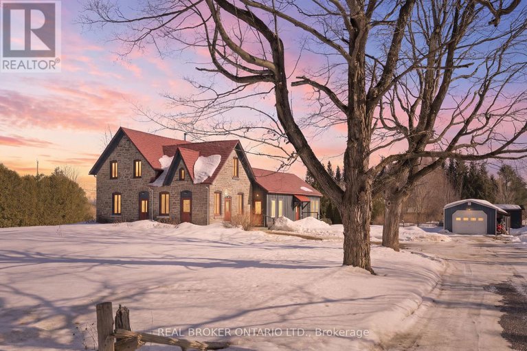 29433673/2090-beach-road/north-grenville-twp-kemptville-south/north-grenville/ontario/K0G1S0_4