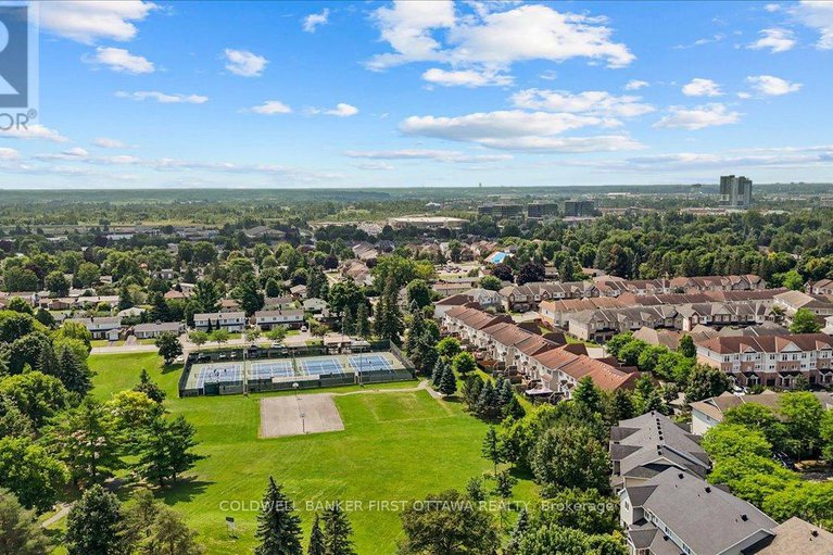 28806487/18-maxton-private/beacon-hill-south/ottawa/ontario/K1J1J2_33