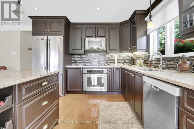 28655668/1721-carsonby-road-e/manotick-south-to-roger-stevens/ottawa/ontario/K0A2E0_19