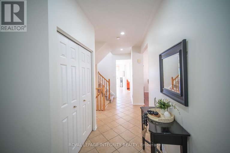 28813806/632-valin-street/fallingbrookgardenway-south/ottawa/ontario/K4A3S9_6