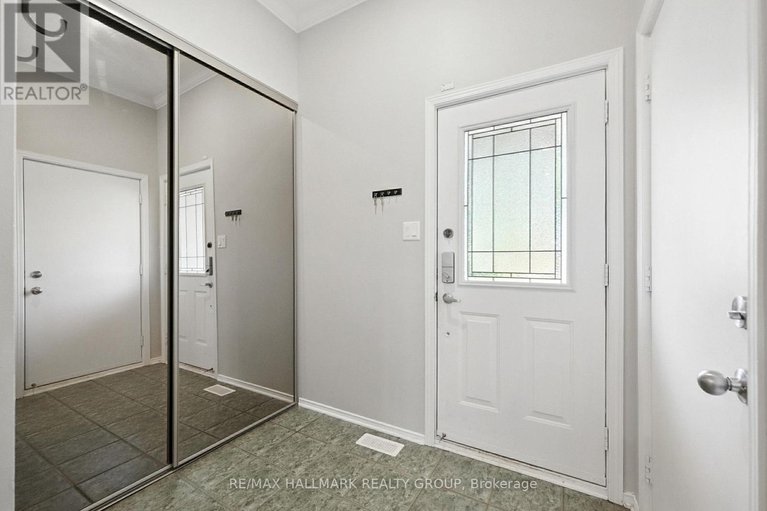 28787339/6272-sablewood-place/chapel-hill/ottawa/ontario/K1C7M5_2