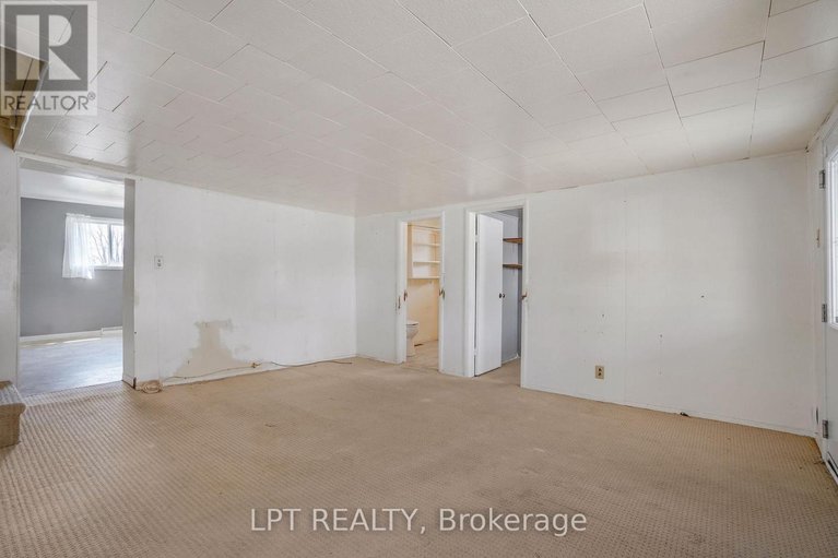 29648615/47-bertha-street-e/vankleek-hill/champlain/ontario/K0B1R0_7