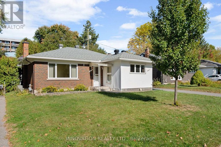 29599854/1811-hutton-avenue/elmvale-acres/ottawa/ontario/K1G1M1_2