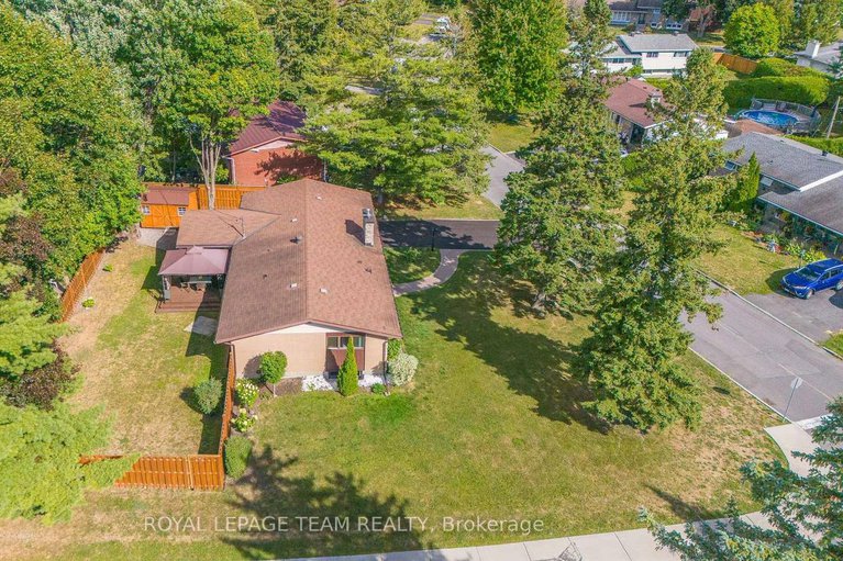 28943825/1-stillwater-drive/crystal-beach/ottawa/ontario/K2H5J9_44