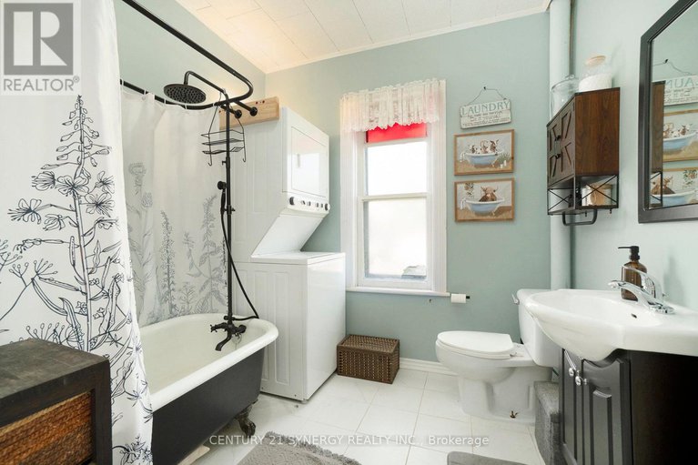 28845508/30-kensington-avenue/smiths-falls/smiths-falls/ontario/K7A2K5_16