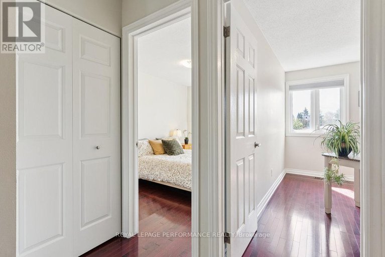 28847039/5-forsyth-lane/crystal-beach/ottawa/ontario/K2H9H1_33