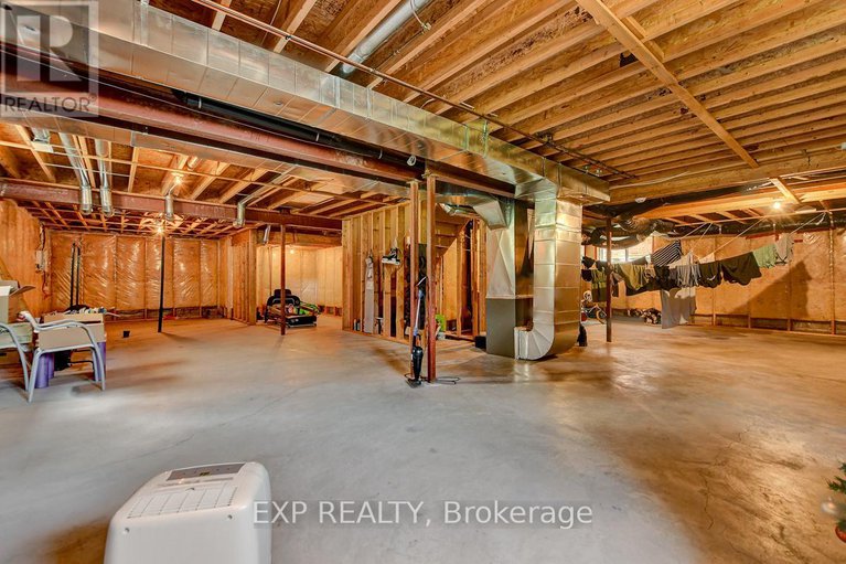 28619248/135-riversedge-crescent/riverside-southgloucester-glen/ottawa/ontario/K1V0Z8_43