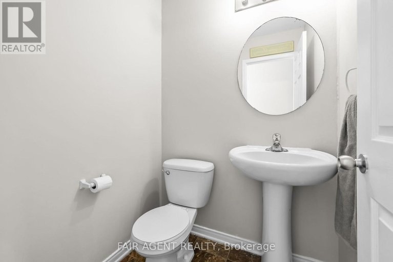 29495953/165-dahlia-street/town-of-rockland/clarence-rockland/ontario/K4K0G1_6