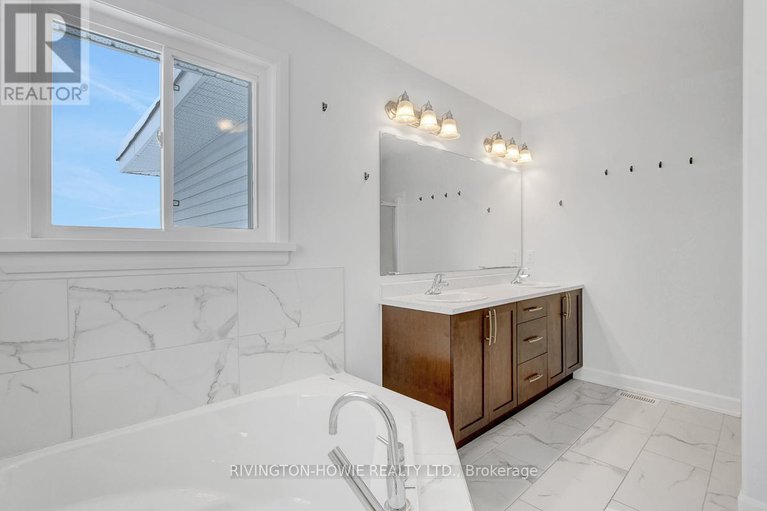 29189532/21-isobel-mcewan-road/mcnabbraeside-twps/mcnabbraeside/ontario/K7S3G8_28