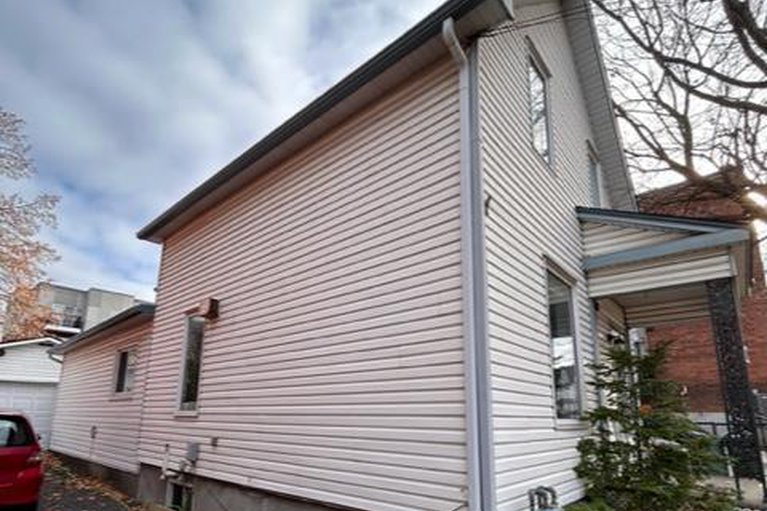 28310185/11-melrose-avenue/hintonburg/ottawa/ontario/K1Y1T8_5